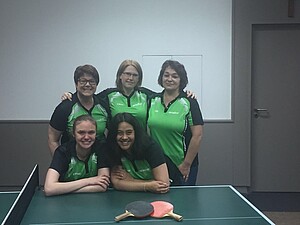 2. KL Damen - DJK Niedersteinbach (vorne: Katrin Hattenbach, Olivia Hofmann, hinten: Silke Kemmerer, Anika Hofmann, Theresia Klisch)
