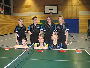 <b>2. KL Damen - KF Esselbach</b> (Vorne: Franziska Hock, Sitta Gießler, Ute Keppler, hinten: Christina Schätzlein, Kerstin Hofmann, Sabine Albert, Karina Metz)